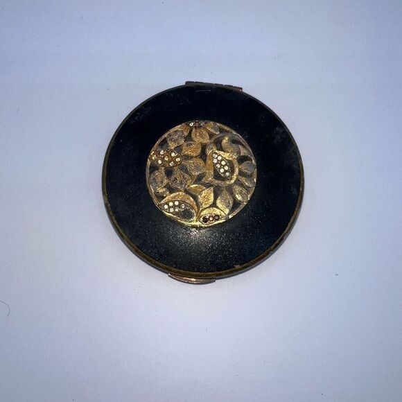 Vintage KIGU Of London Gold Toned Round England Compact Powder & Screen Fair Con - Picture 6 of 6